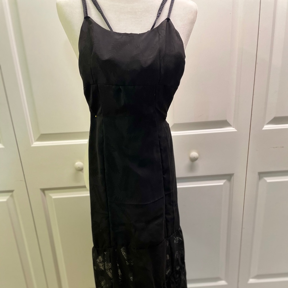 Lace detail maxi dress